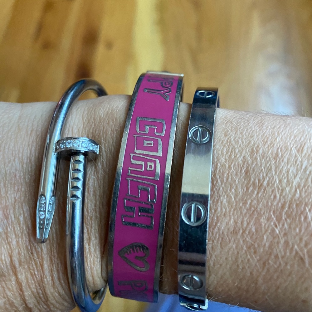 Coach Poppy Bangle Bracelet - Picture 5 of 5